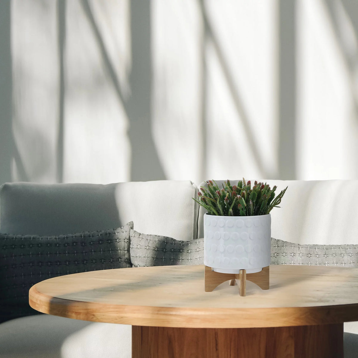 White Ceramic Round Planter L6411