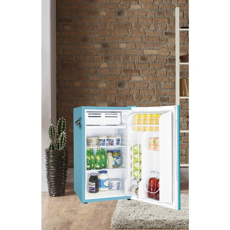 Blue Retro Compact Mini Fridge Y518586
