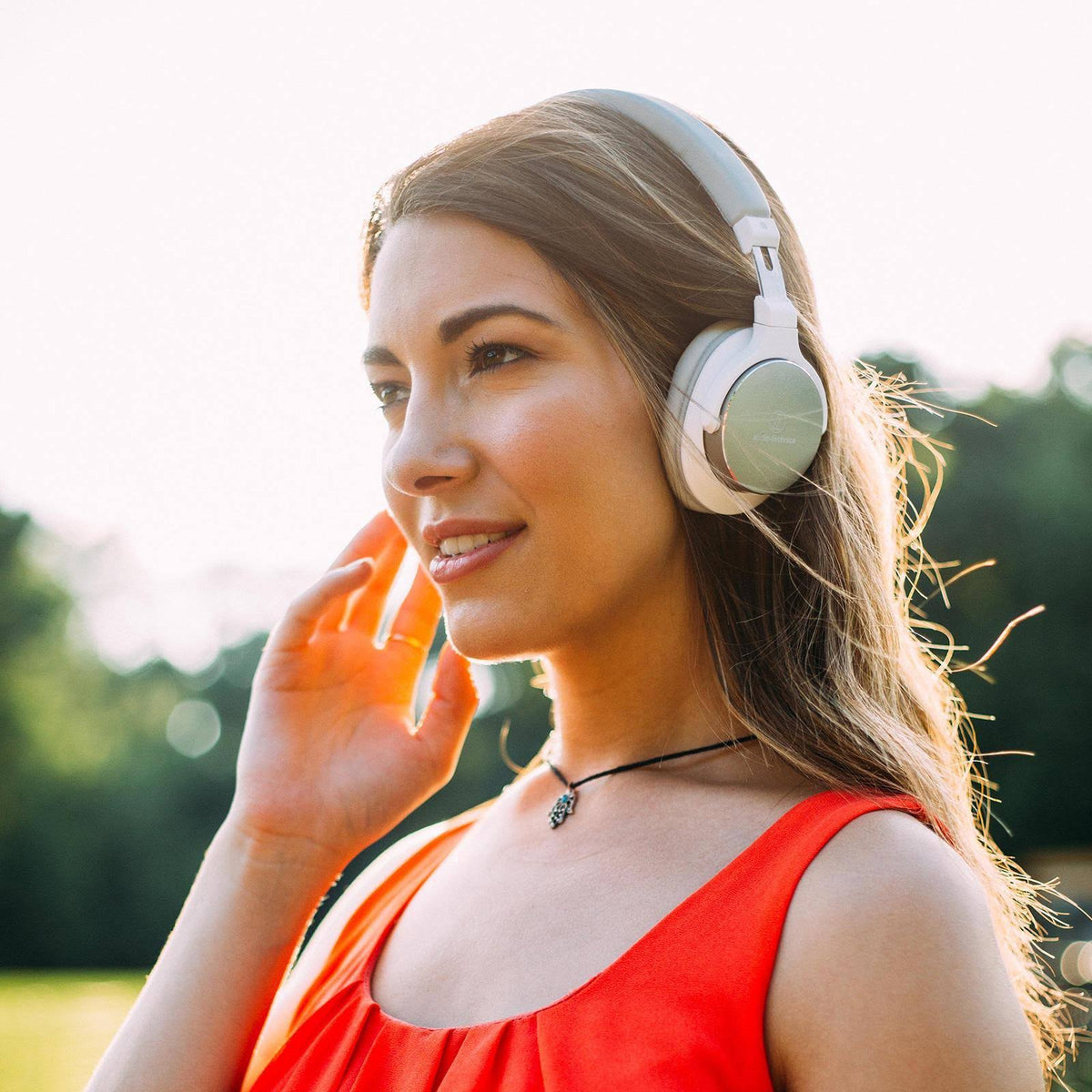Wireless On-Ear High-Resolution Headphones White H5580