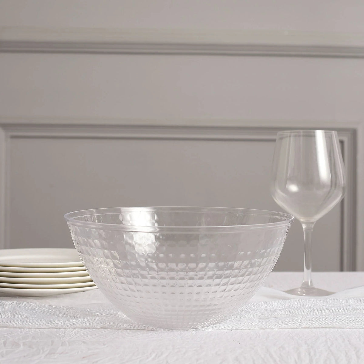 Clear 2qt Disposable Plastic Punch Bowl E54690